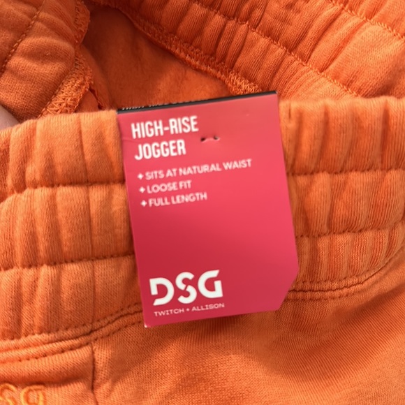 Woman’s DSG cargo joggers - Picture 4 of 7